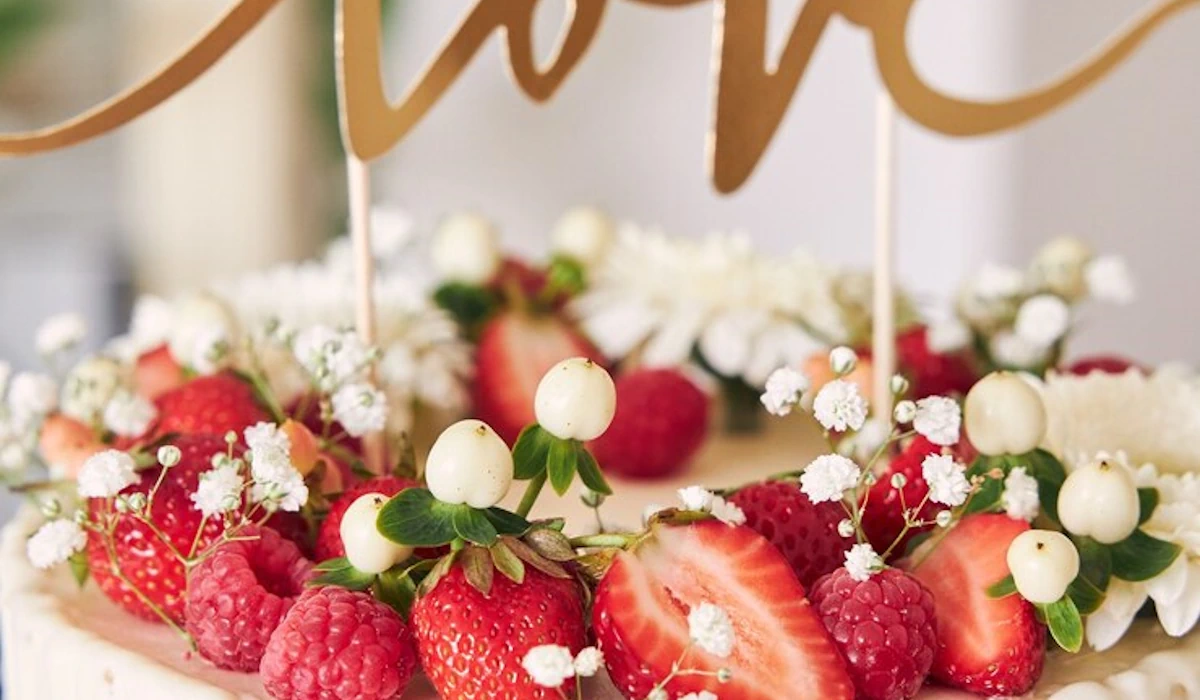 How Far in Advance Should You Order a Custom Cake