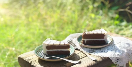 What’s the Best Cake for a Garden Party or BBQ